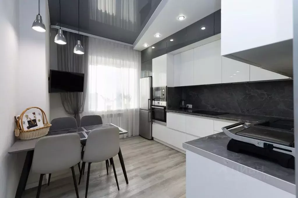 2-к кв. Амурская область, Благовещенск ул. Воронкова, 7 (64.6 м) - Фото 1