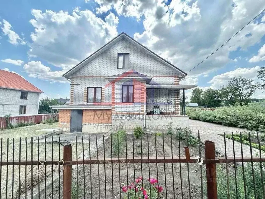 Дом в Белгородская область, Старооскольский городской округ, с. ... - Фото 1