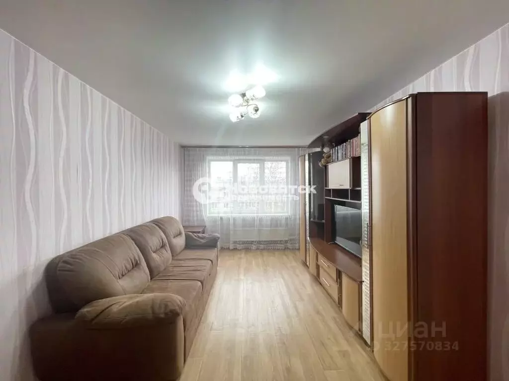 3-к кв. Кировская область, Киров Радужный мкр, просп. Строителей, 13 ... - Фото 1