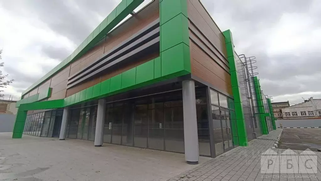 Торговая площадь в Саратовская область, Саратов Рабочая ул., 139 (2500 ... - Фото 1