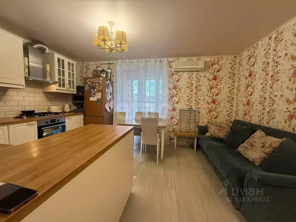 2-к кв. Татарстан, Казань ул. Салиха Батыева, 9 (67.8 м) - Фото 1