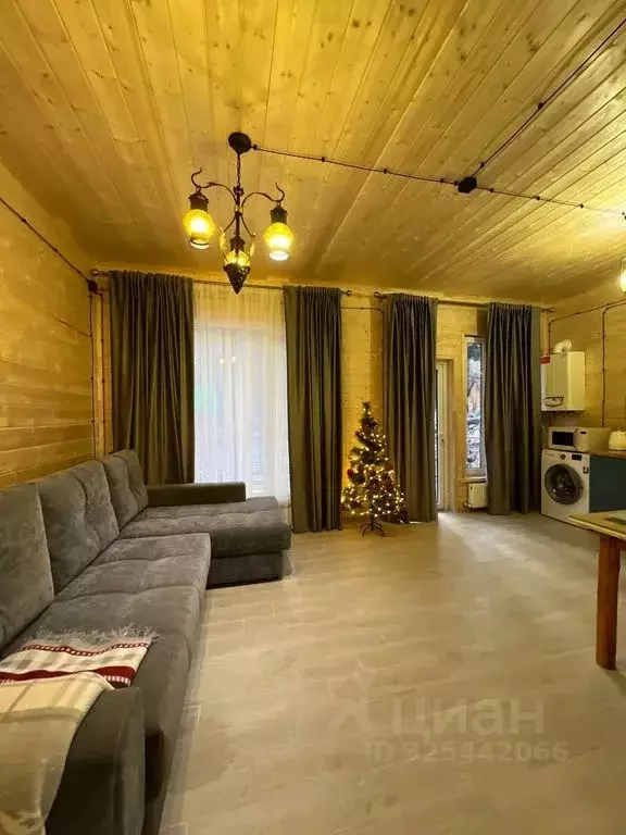 Дом в Кабардино-Балкария, Эльбрусский район, с. Терскол ул. ... - Фото 2