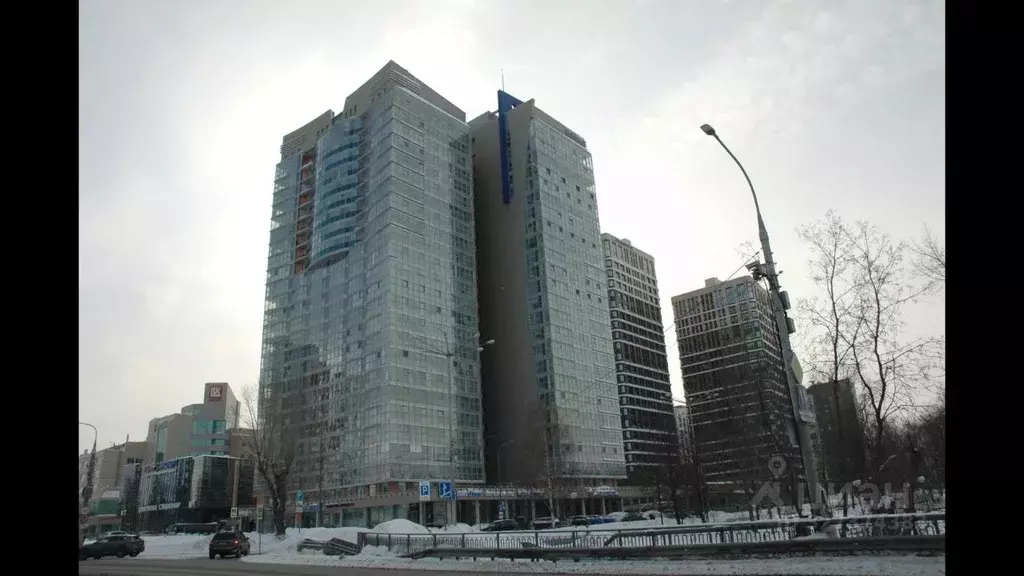 5-к кв. Пермский край, Пермь ул. Окулова, 18 (232.9 м) - Фото 1