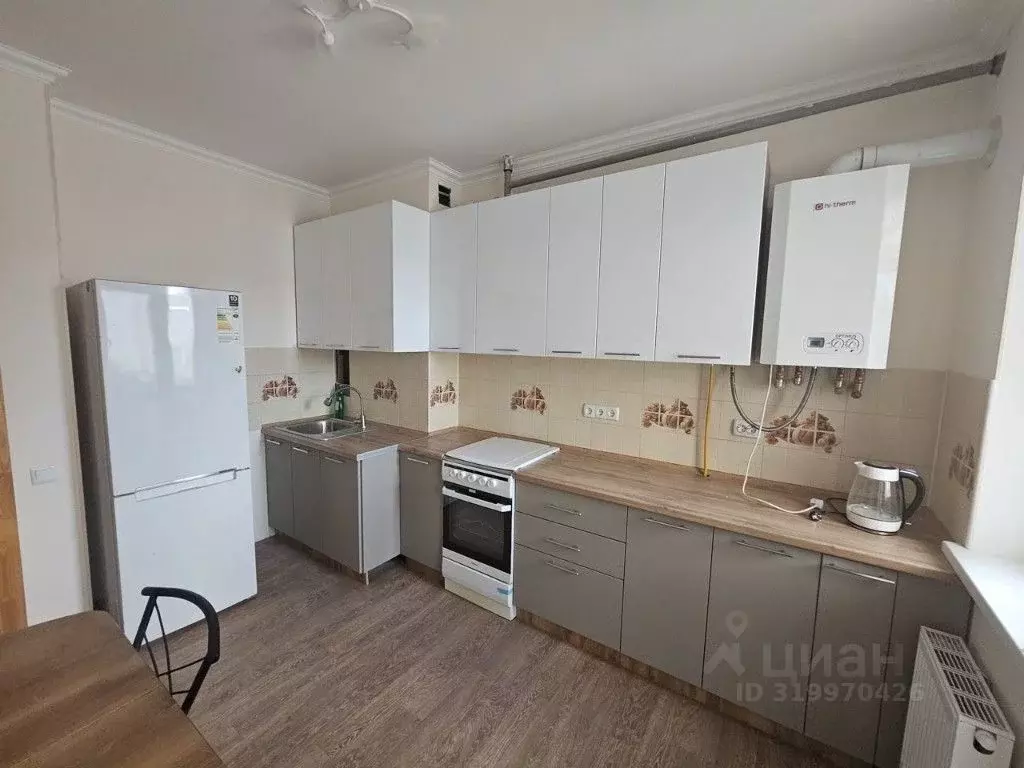 3-к кв. Крым, Симферополь ул. Генерала Родионова, 3Б (72.0 м) - Фото 0