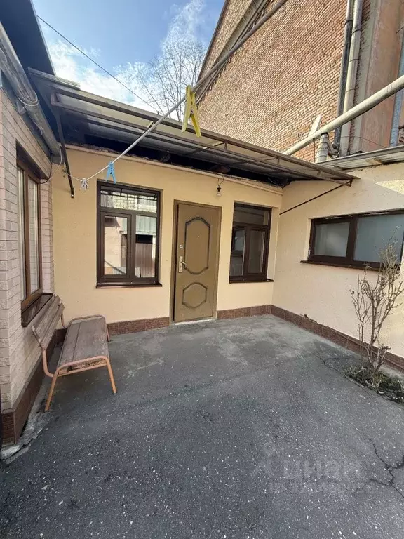 Дом в Северная Осетия, Владикавказ ул. Владимира Баллаева, 28 (79 м) - Фото 1