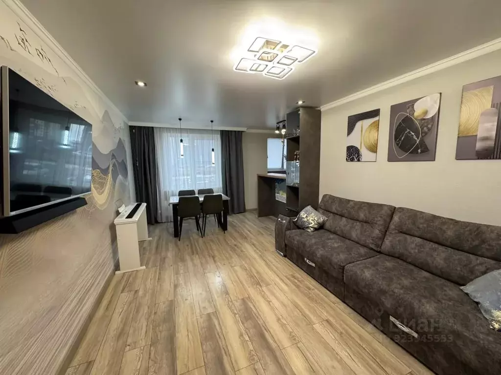 3-к кв. Курская область, Курск просп. Надежды Плевицкой, 23 (80.5 м) - Фото 1