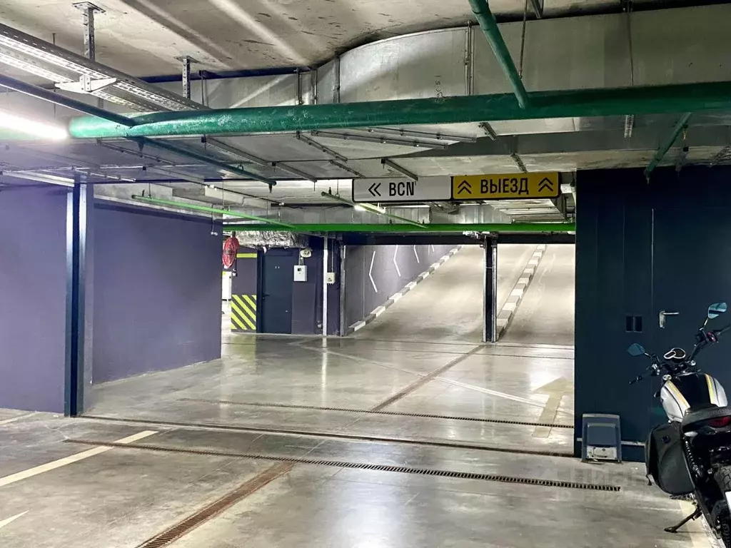 Гараж в Москва Копенгаген корпус, Метрополия жилой комплекс (15 м) - Фото 2