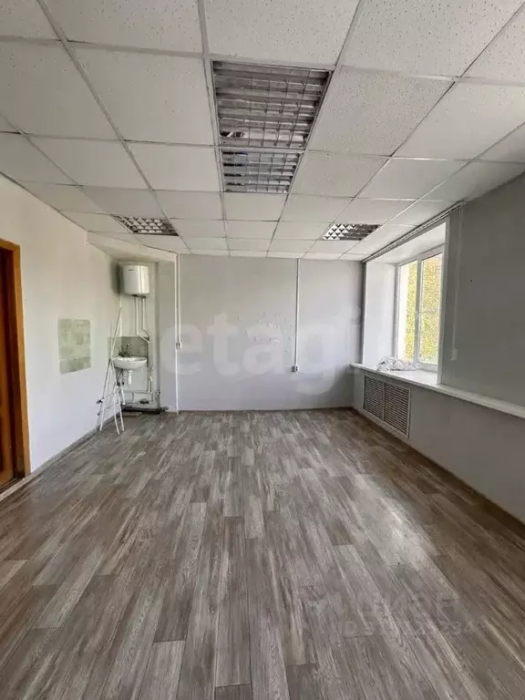 Торговая площадь в Владимирская область, Ковров ул. Абельмана, 19 (19 ... - Фото 0