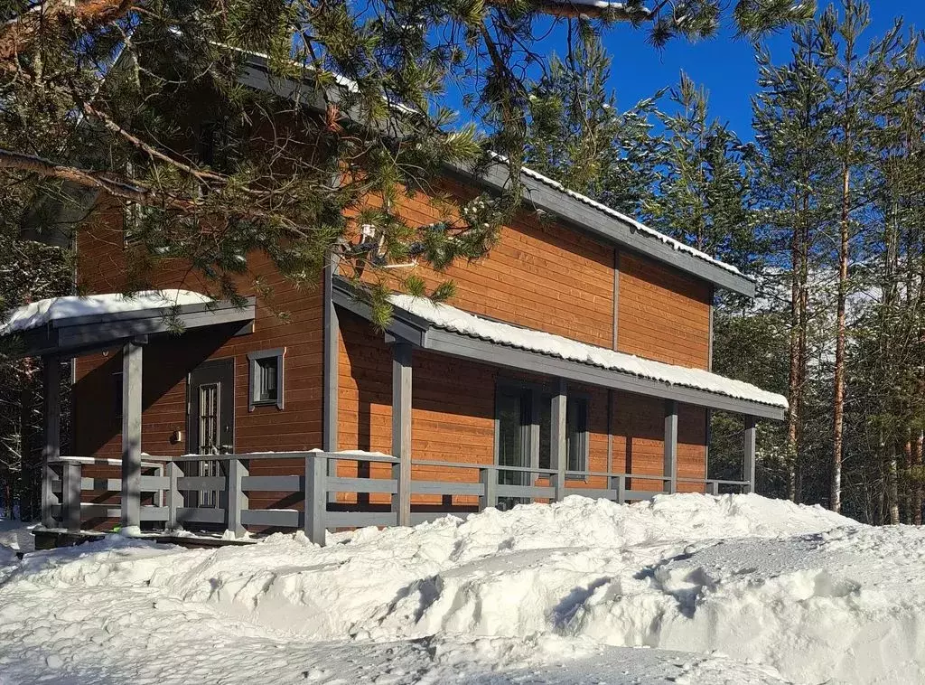 Дом в Карелия, Медвежьегорск ул. Магистральная, 4А (100 м) - Фото 1