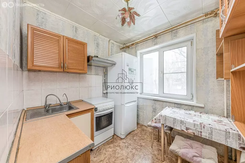 1-комнатная квартира: Челябинск, Салютная улица, 6 (31.3 м) - Фото 0