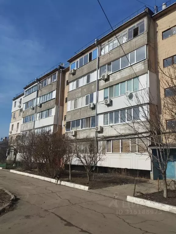 2-к кв. Саратовская область, пос. Дубки ул. Юбилейная, 17А (49.0 м) - Фото 0