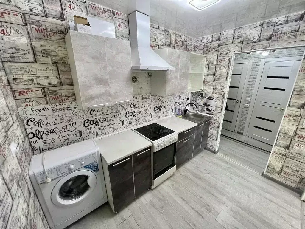 2-к кв. Приморский край, Владивосток ул. Часовитина, 15 (35.8 м) - Фото 0