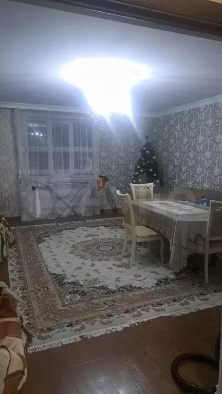 2-к. квартира, 70 м, 2/3 эт. - Фото 1