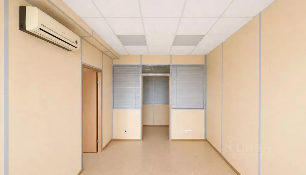 Офис в Свердловская область, Екатеринбург ул. Ангарская, 77 (29 м) - Фото 2
