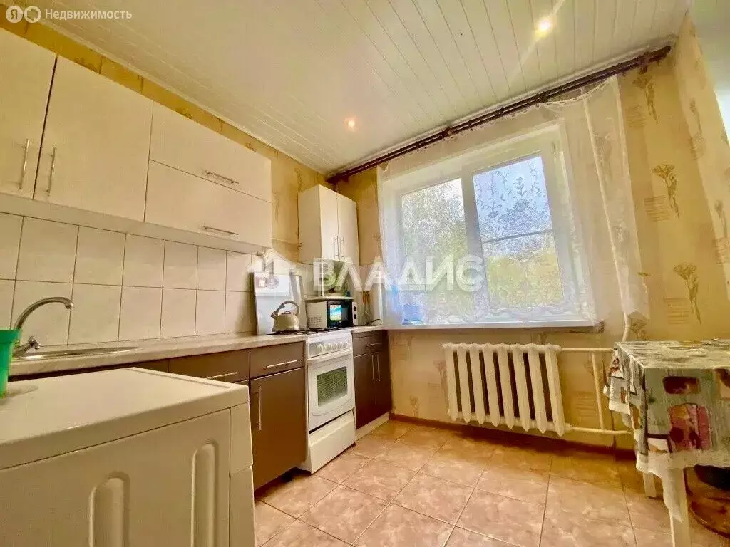 3-комнатная квартира: посёлок городского типа Кардымово, улица Ленина, ... - Фото 1