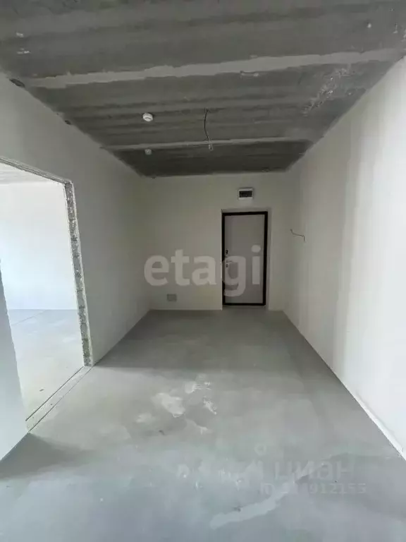 2-к кв. Тюменская область, Тюмень Новгородская ул., 14 (66.4 м) - Фото 1