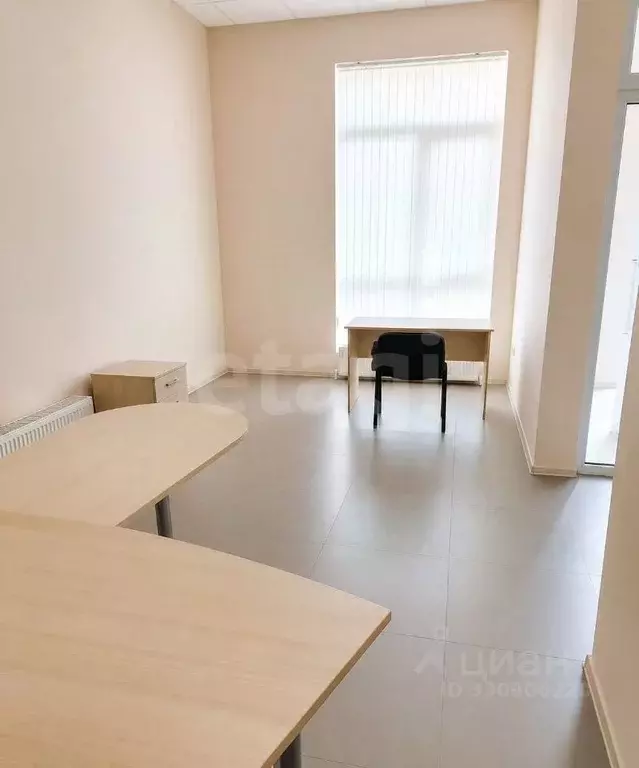 Офис в Краснодарский край, Новороссийск ул. Мурата Ахеджака, 16к2 (47 ... - Фото 1