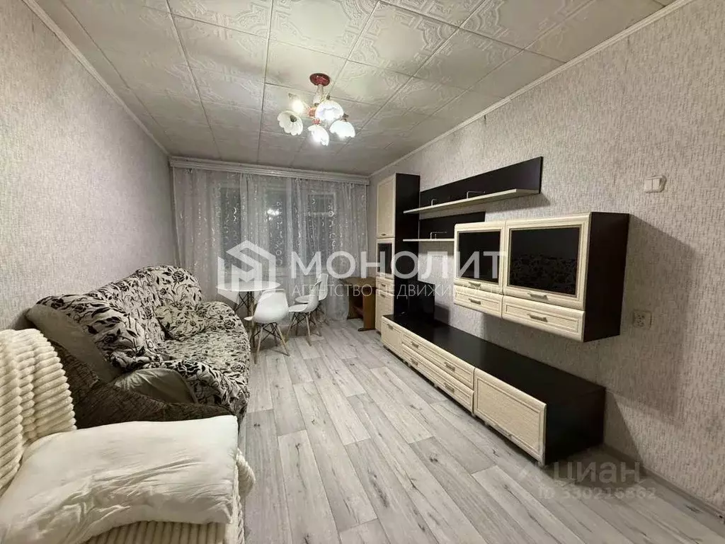 2-к кв. Белгородская область, Старый Оскол Рудничный мкр, 7 (45.0 м) - Фото 1