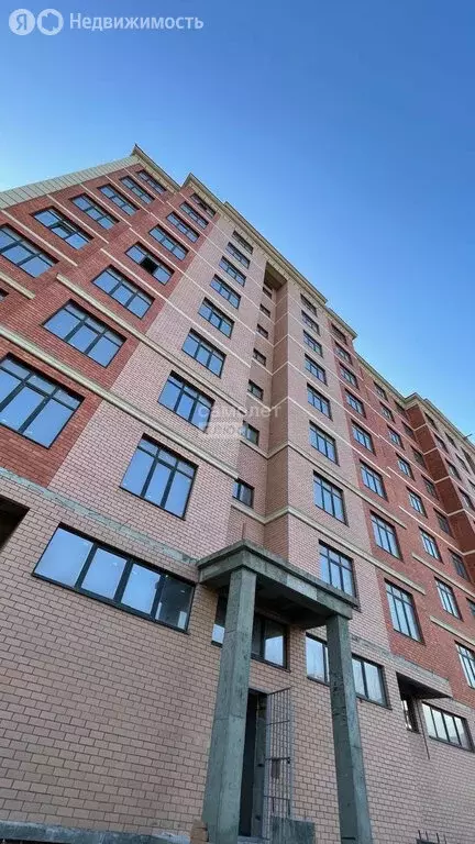1-комнатная квартира: Кизилюрт, улица Гамзата Цадаса, 91 (54 м) - Фото 0
