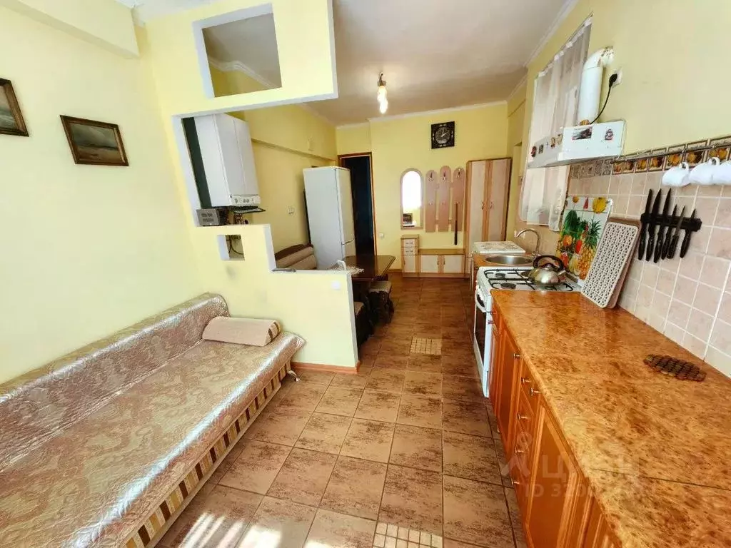 2-к кв. Крым, Алушта ул. Горбачевой, 5 (55.0 м) - Фото 0