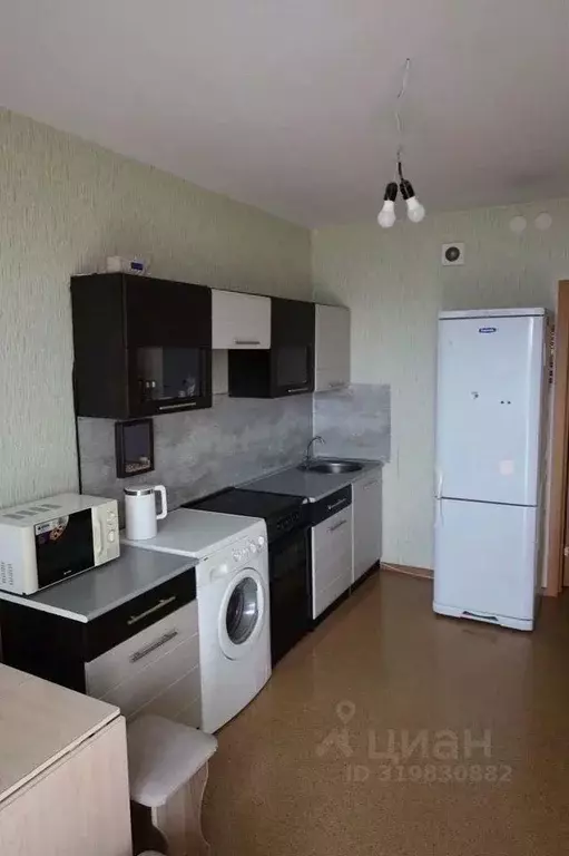 1-к кв. Красноярский край, Красноярск Армейская ул., 31 (40.0 м) - Фото 0