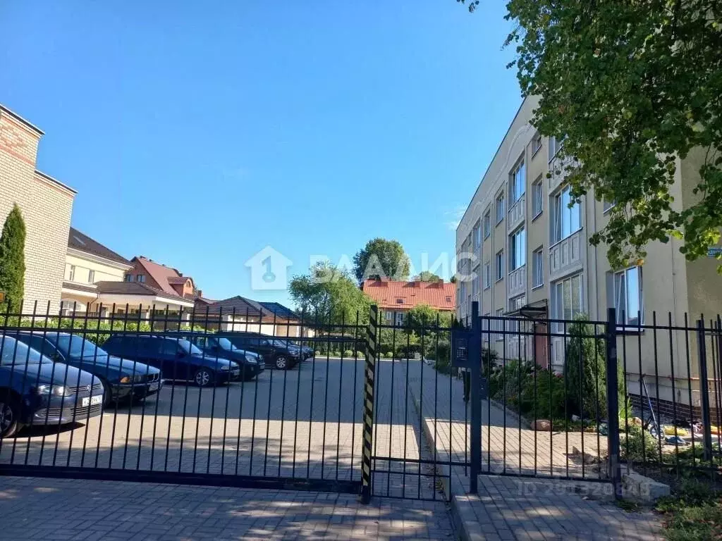 2-к кв. Калининградская область, Калининград ул. Задонского, 8 (80.0 ... - Фото 1
