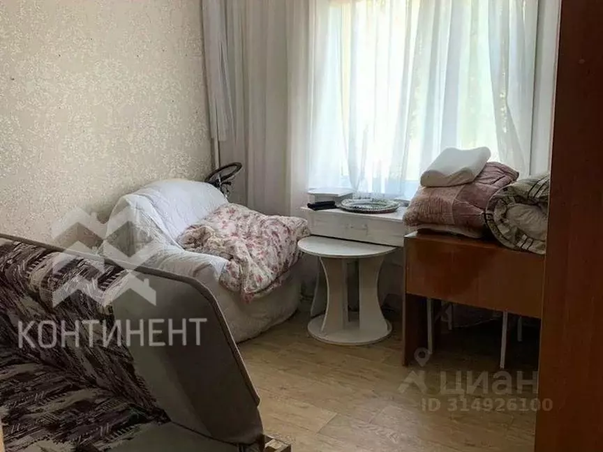 3-к кв. Крым, Черноморское пгт ул. Димитрова, 15 (74.0 м) - Фото 1