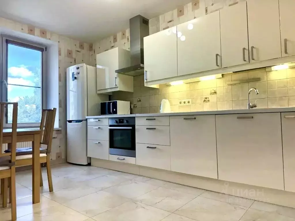 1-к кв. Москва пос. Коммунарка, ул. Фитаревская, 15к1 (36.0 м) - Фото 1