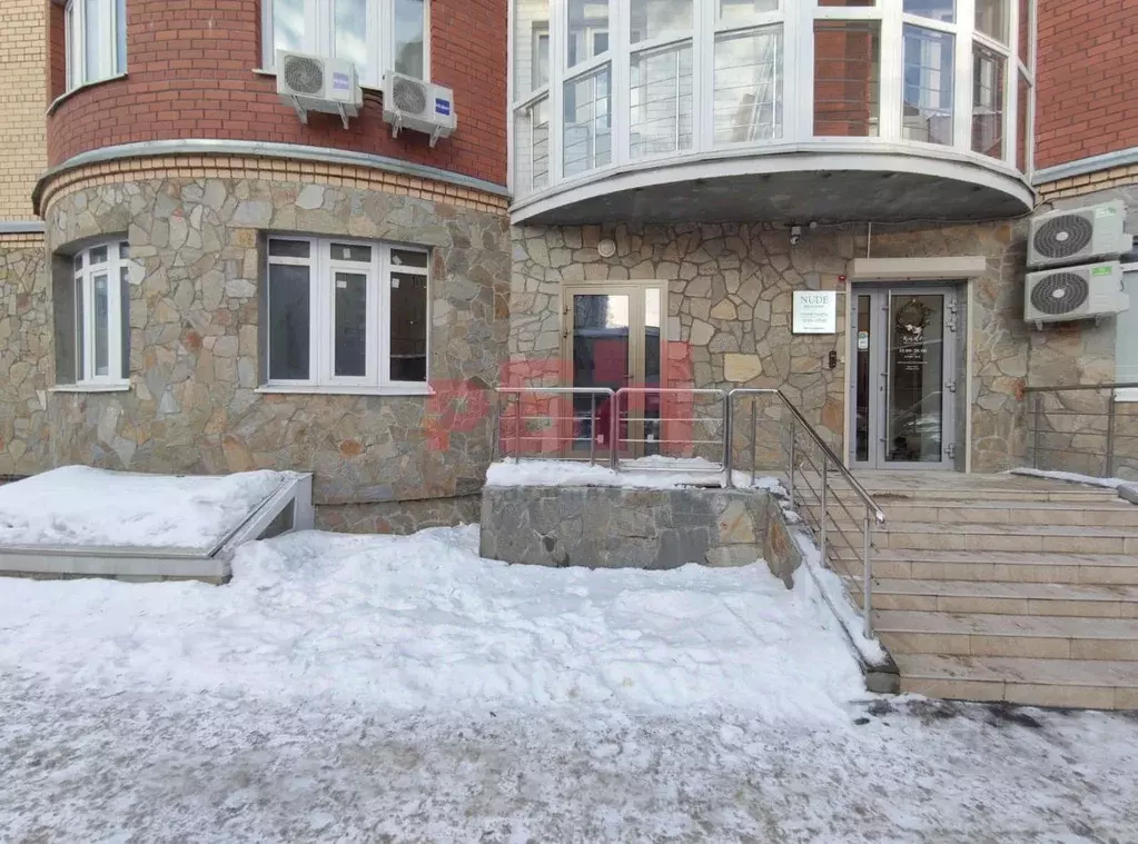 Помещение свободного назначения в Тюменская область, Тюмень ул. ... - Фото 1