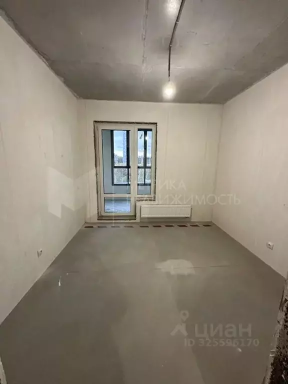 2-к кв. Тюменская область, Тюмень ул. Ивана Чистякова, 5 (70.9 м) - Фото 1