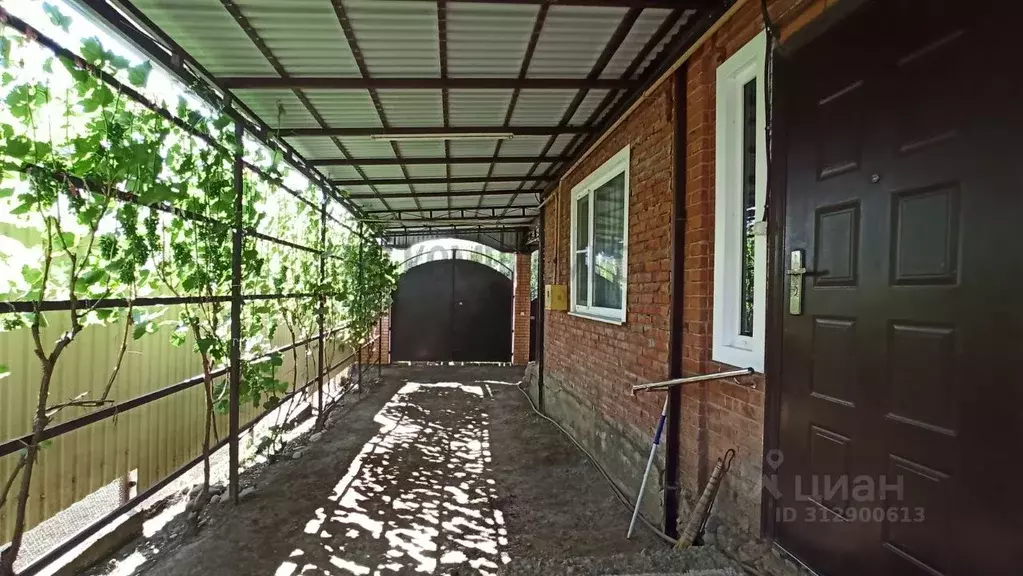 Дом в Краснодарский край, Северский район, Ильское городское ... - Фото 0