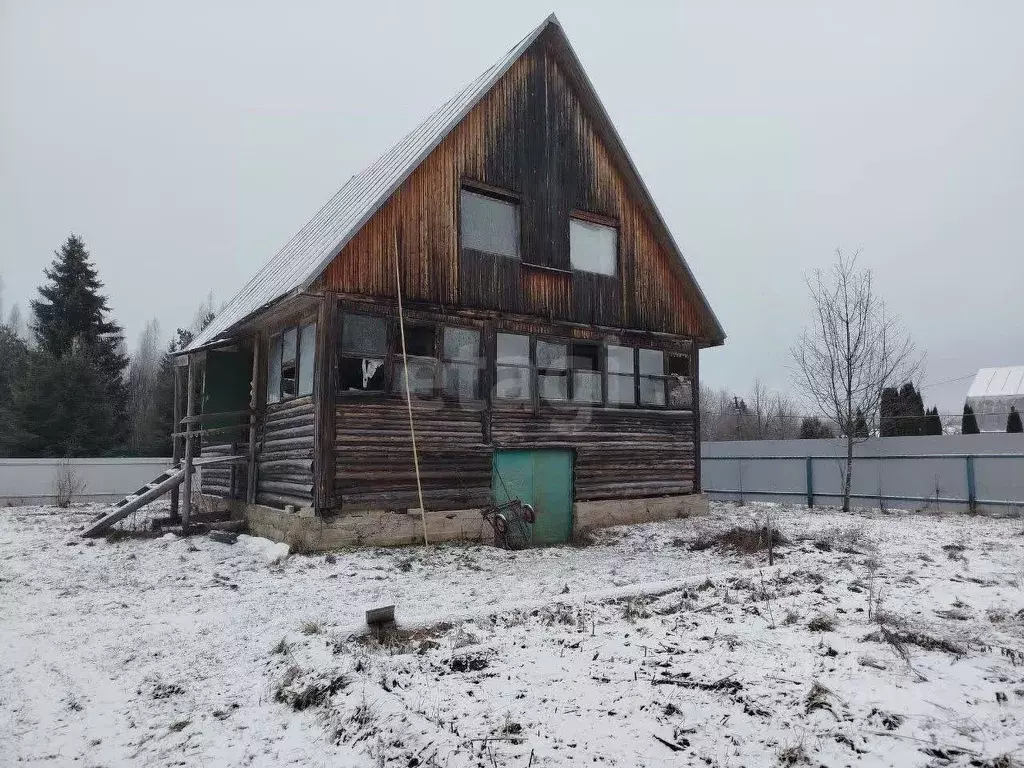 Дом в Ленинградская область, Киришский район, Будогощское городское ... - Фото 1