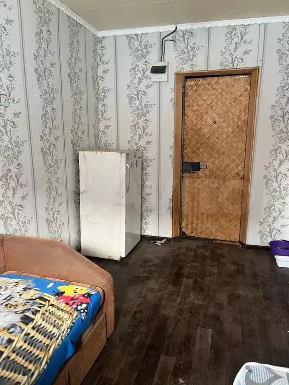 Комната 10 м в 5-к., 4/4 эт. - Фото 0