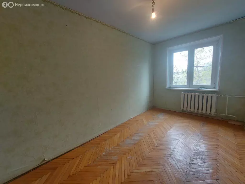 2-комнатная квартира: Невинномысск, площадь 50 лет Октября, 4 (45 м) - Фото 0