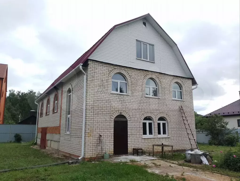 Дом 230 м на участке 8,5 сот. - Фото 1