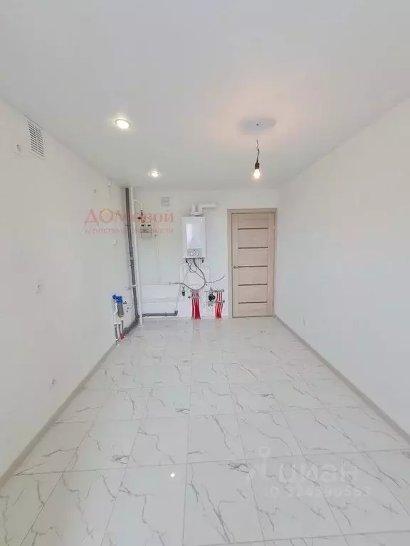 2-к кв. Смоленская область, Смоленск ул. Нахимова, 23А (65.0 м) - Фото 0