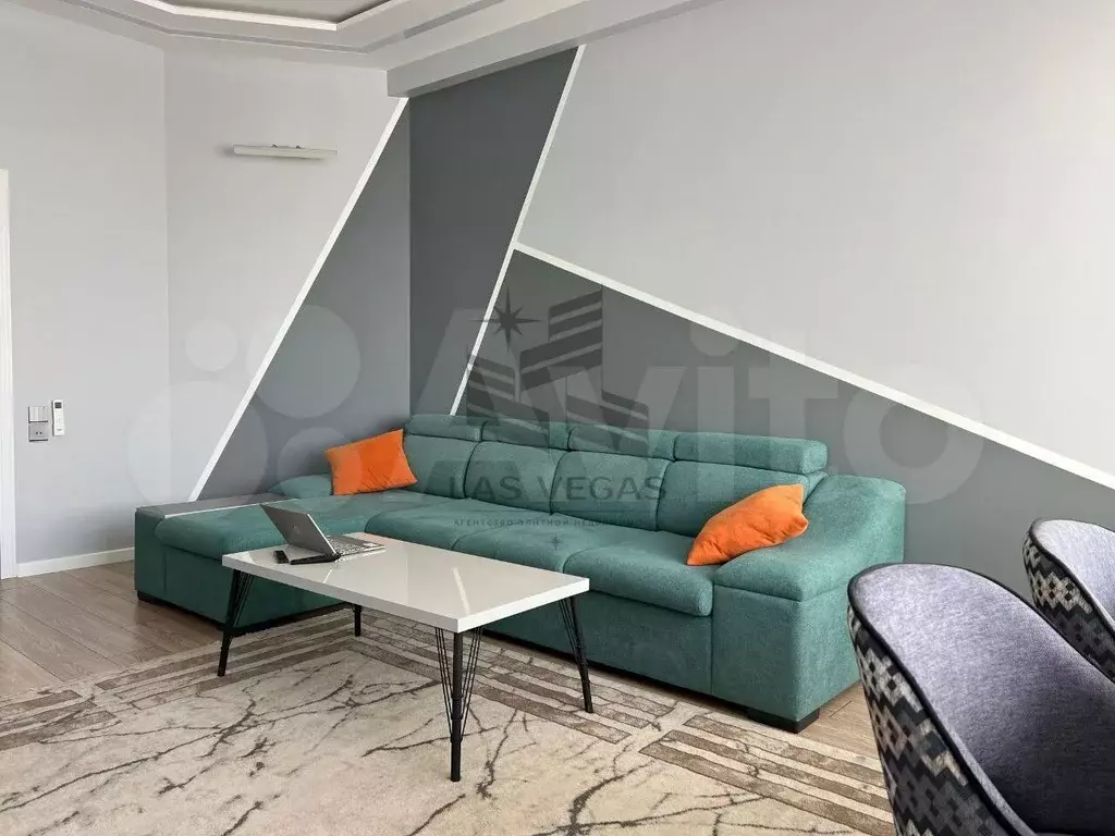 4-к. квартира, 130 м, 14/17 эт. - Фото 0