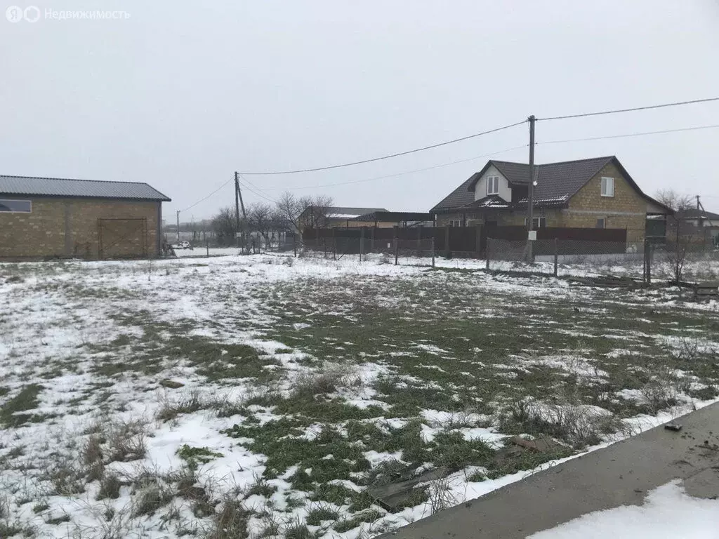 Участок в Укромное, Молодёжная улица (6 м) - Фото 1