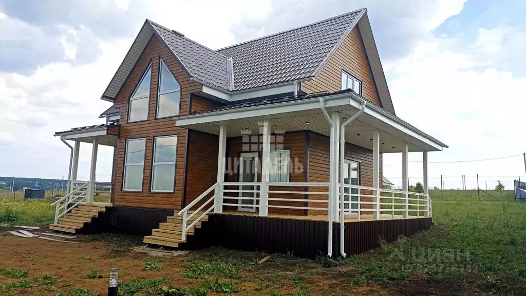 Дом в Воронежская область, Семилукский район, Губаревское с/пос, с. ... - Фото 2