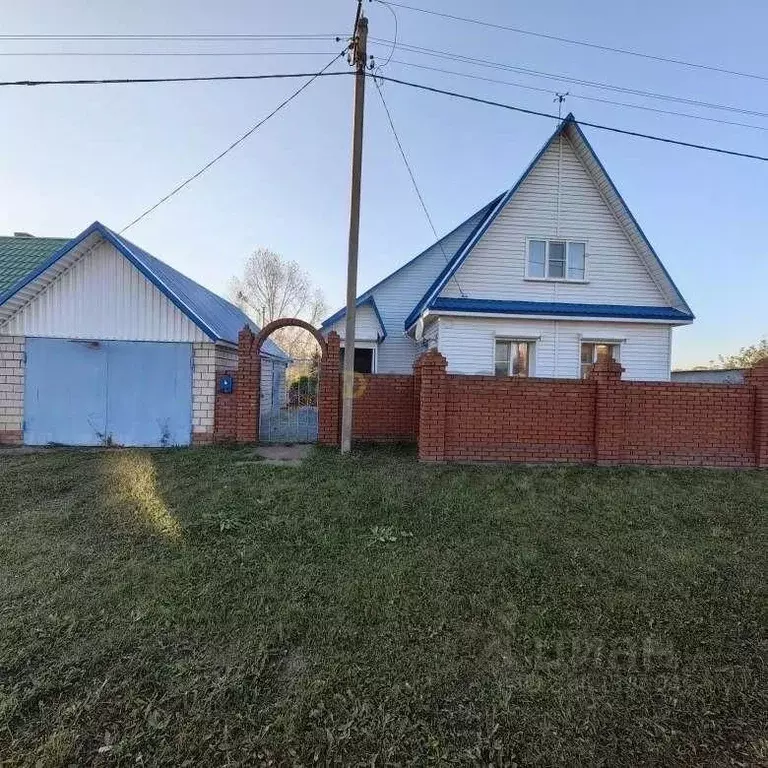 Дом в Башкортостан, Иглинский район, Ивано-Казанский сельсовет, д. ... - Фото 1