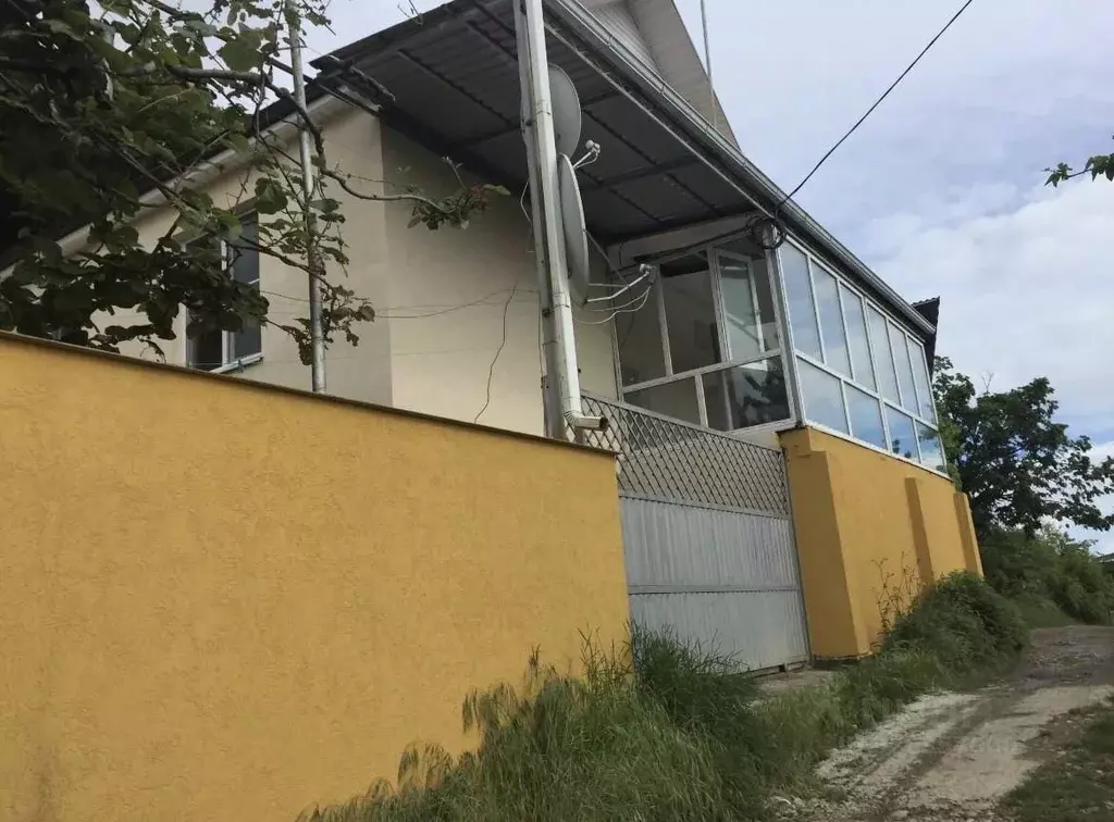 Дом в Краснодарский край, Сочи Белореченский пер., 13 (200 м) - Фото 1