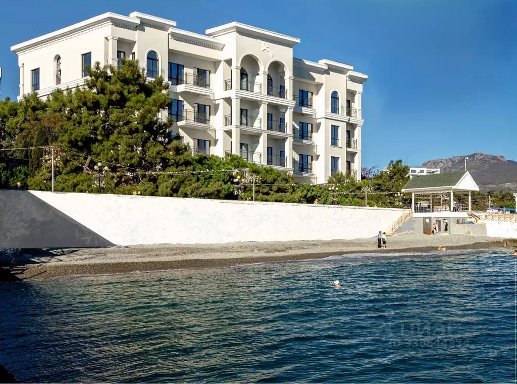 Помещение свободного назначения в Крым, Алушта ул. Ленина, 17 (80 м) - Фото 1