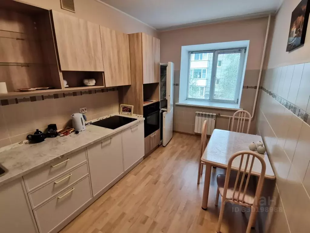 3-к кв. Хакасия, Абакан ул. Стофато, 6А (78.0 м) - Фото 1