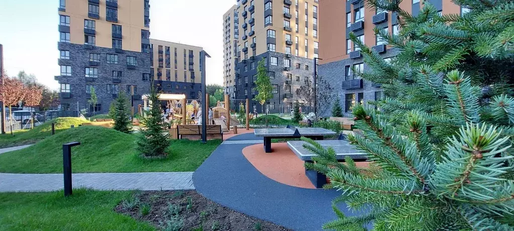 3-к кв. Москва ул. Льва Кассиля, 1к2 (83.4 м) - Фото 1