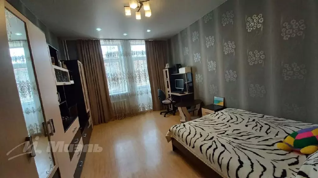 Продается 3-комнатная квартира - Фото 2