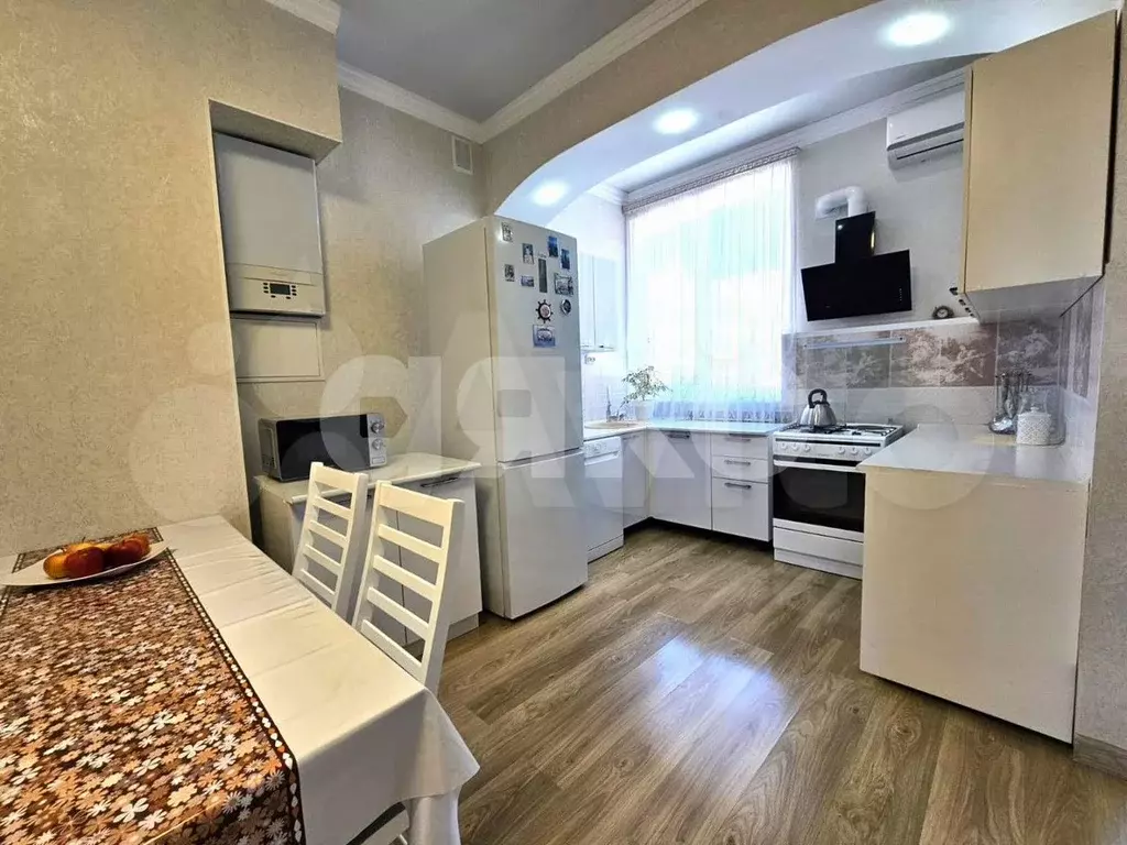 3-к. квартира, 59 м, 10/10 эт. - Фото 1