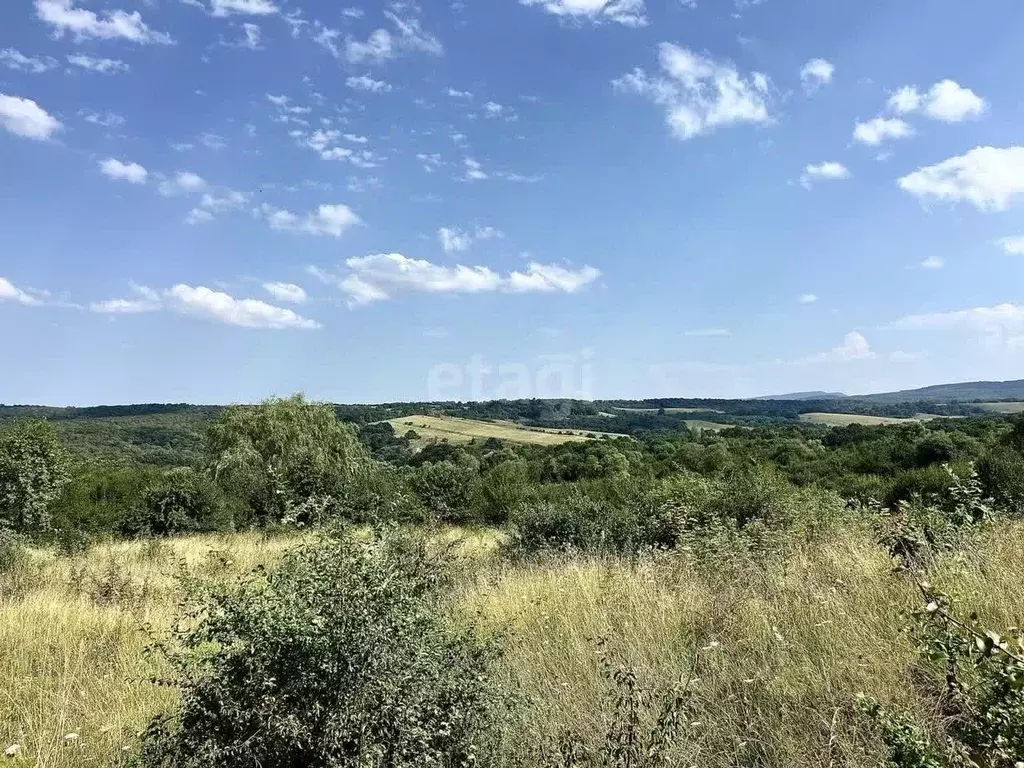 Участок в Адыгея, Майкопский район, Абадзехское с/пос, Новосвободная ... - Фото 0