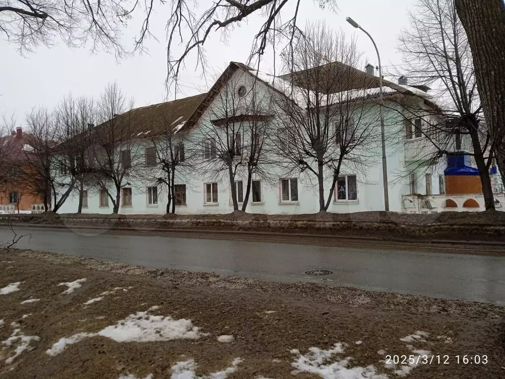 Комната 16,2 м в 1-к., 1/2 эт. - Фото 0