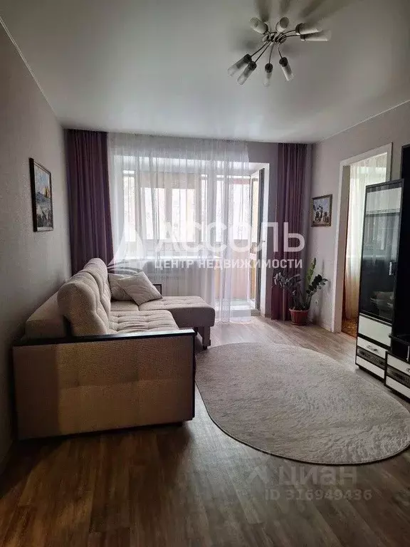 2-к кв. Омская область, Омск ул. Чкалова, 33 (45.0 м) - Фото 1