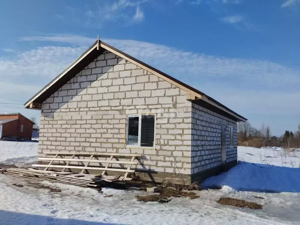 Дом в Смоленская область, Кардымово пгт пер. Красноармейский (70 м) - Фото 1